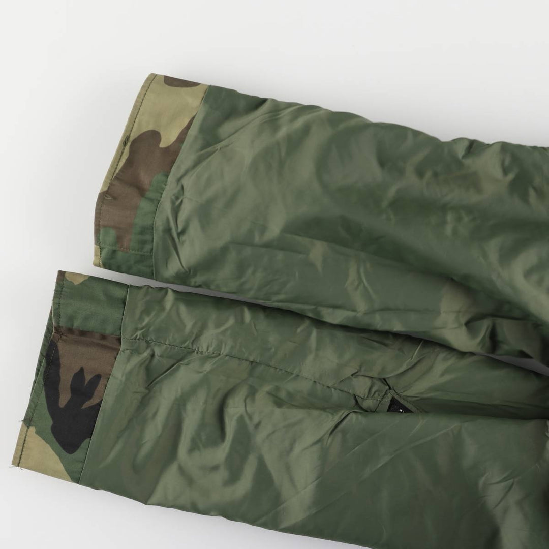 Authentic 2000'S US Military Camouflage Pattern ECWCS 1st Gen. Late Model Woodland Camo Military Gore-Tex Parka, Made in USA, Medium-Regular Nylon Khaki type Vintage Second Hand