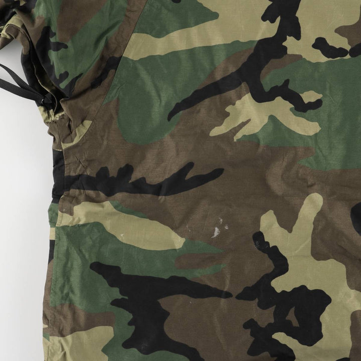 Authentic 2000'S US Military Camouflage Pattern ECWCS 1st Gen. Late Model Woodland Camo Military Gore-Tex Parka, Made in USA, Medium-Regular Nylon Khaki type Vintage Second Hand