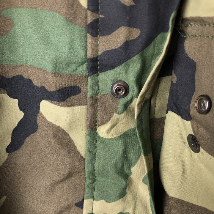 Authentic 1990'S US Military Camouflage Pattern Woodland Camo ECWCS 1st Gen Late Model Military Gore-Tex Parka, Made in USA, Medium-Regular Nylon Khaki type Vintage Second Hand