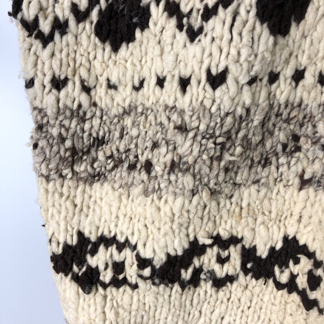 Vintage 1970'S UNKNOW all-over print Cowichan sweater, size L, men's unclear Beige type Vintage Second Hand