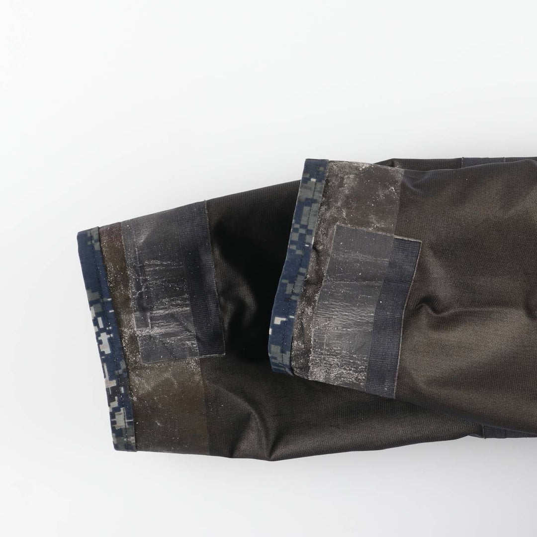 Authentic US military camouflage pattern NWU digital camo military Gore-Tex parka, made in the USA, small x-long, equivalent to men's size S Nylon navy blue type Vintage Second Hand