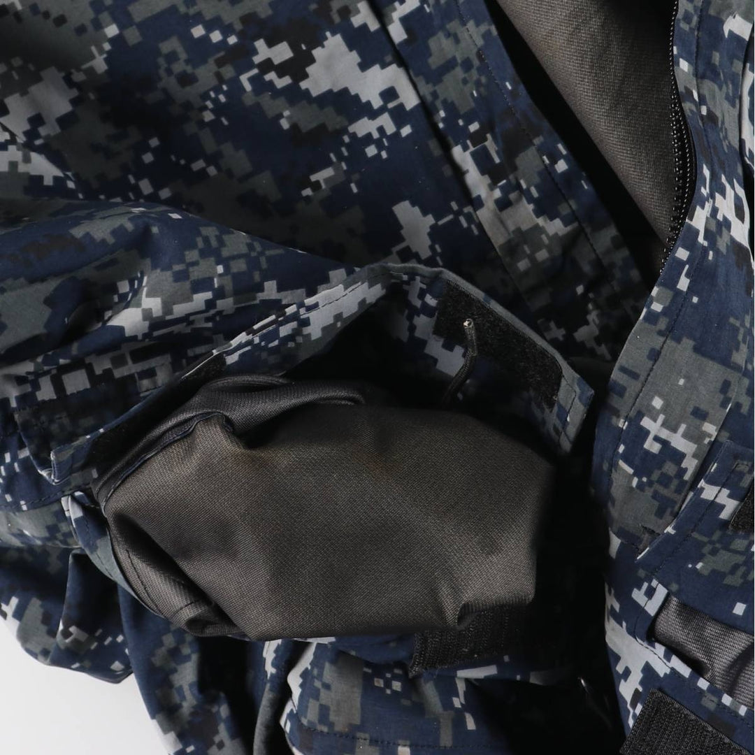Authentic US military camouflage pattern NWU digital camo military Gore-Tex parka, made in the USA, small x-long, equivalent to men's size S Nylon navy blue type Vintage Second Hand