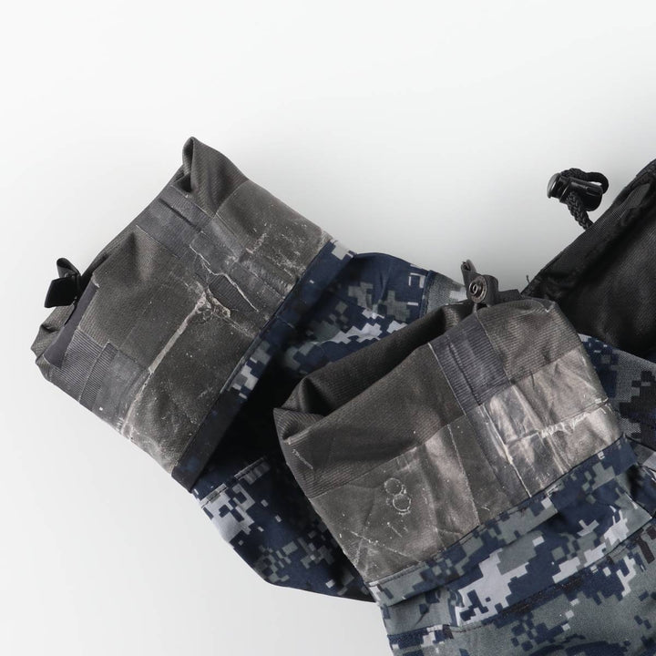 2000'S US Military Issue Camouflage Pattern NWU Digital Camo Military Gore-Tex Parka, Made in USA, Small-X-Long (Men's Size S equivalent) Nylon navy blue type Vintage Second Hand