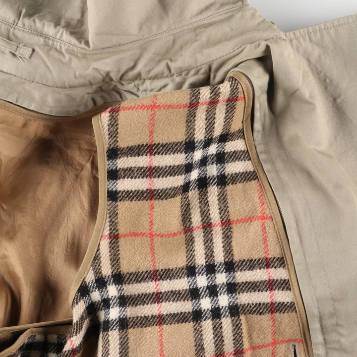 Burberry trench coat, made in England, men's size XL polyester Khaki type beige Vintage Second Hand
