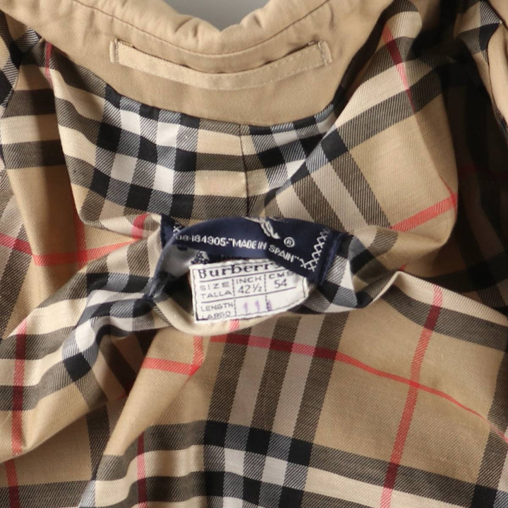Burberry's Balmacaan Coat, Made in Spain, Men's Size Small polyester Beige type Vintage Second Hand
