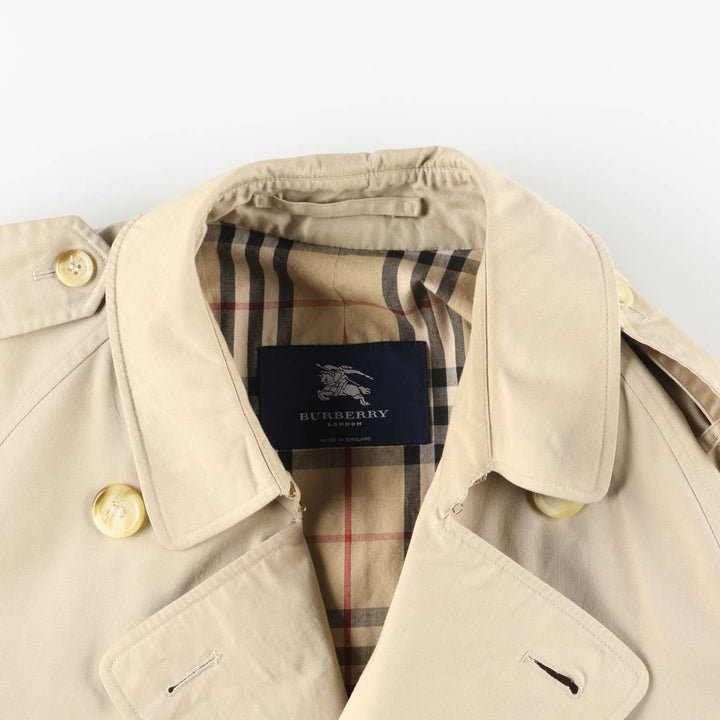 Burberry's LONDON trench coat, made in England, size M for men polyester Beige type Vintage Second Hand