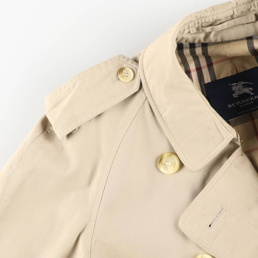 Burberry's LONDON trench coat, made in England, size M for men polyester Beige type Vintage Second Hand