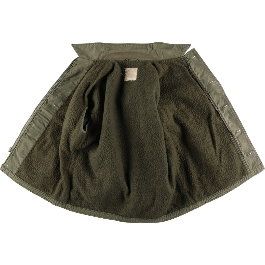 Special Price: Authentic 1970'S US Military A-2 Deck Jacket, Men's Size Large, Vintage Nylon Khaki type Vintage Second Hand