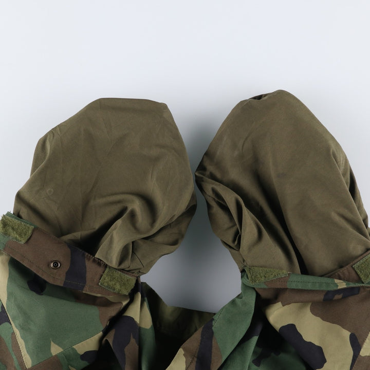 1990'S US Military Issue Woodland Camo ECWCS 1st Generation Late Model Gore-Tex Parka, Made in USA, Small-Regular Size Nylon Khaki type Vintage Second Hand