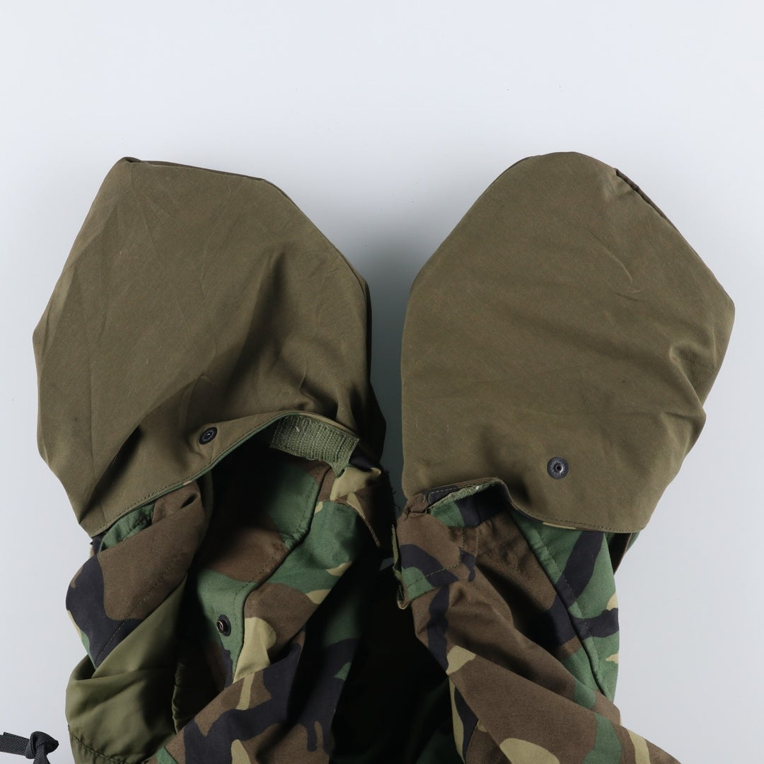1990'S US Military Issue Woodland Camo ECWCS 1st Generation Late Model Gore-Tex Parka, Made in USA, Small-Regular Size Nylon Khaki type Vintage Second Hand