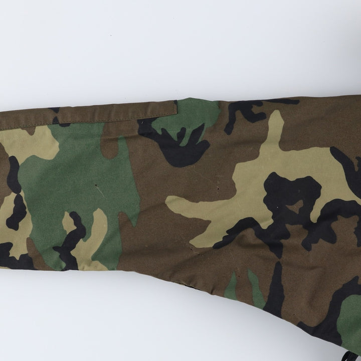 1990'S US Military Issue Woodland Camo ECWCS 1st Generation Late Model Gore-Tex Parka, Made in USA, Small-Regular Size Nylon Khaki type Vintage Second Hand