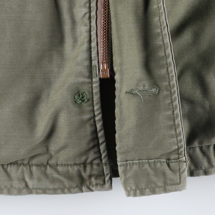 Genuine US military A-2 military deck jacket, large size (46-48), equivalent to men's size L, vintage. Nylon Khaki type Vintage Second Hand