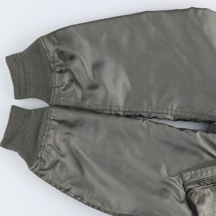 Discounted item with minor defects: 1980'S US military issue CWU-36 jacket. unclear Khaki type Vintage Second Hand