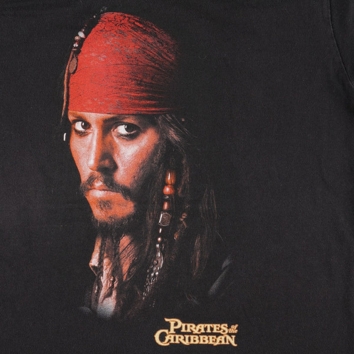 Disney Store Pirates of the Caribbean Movie T-Shirt (Men's XXL equivalent) cotton black type Vintage Second Hand