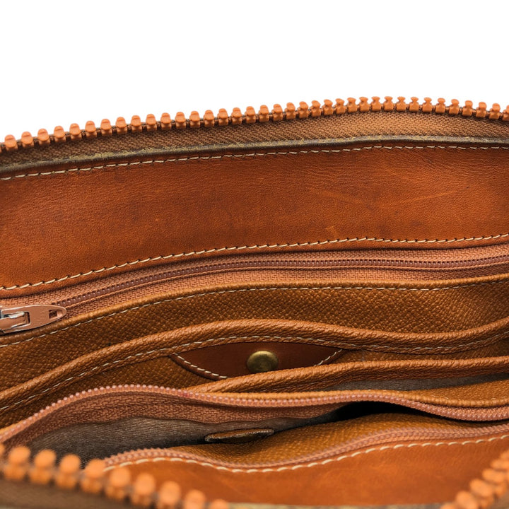 Dooney & Bourke Shoulder Bag Made in USA genuine leather brown type Vintage Second Hand