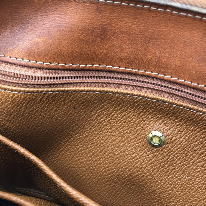 Dooney & Bourke Shoulder Bag Made in USA genuine leather brown type Vintage Second Hand