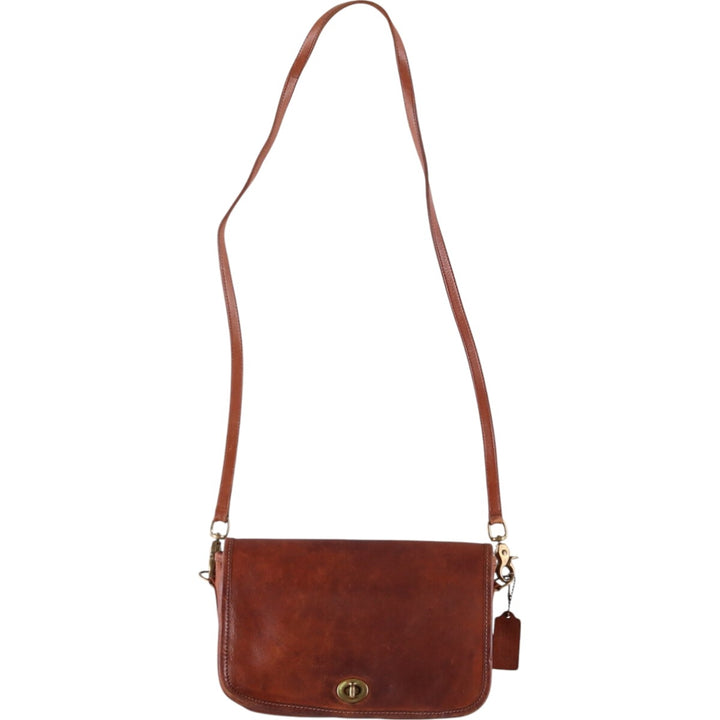 Vintage 1980'S Coach Old Coach Turnlock Shoulder Bag, Made in USA genuine leather brown type Vintage Second Hand