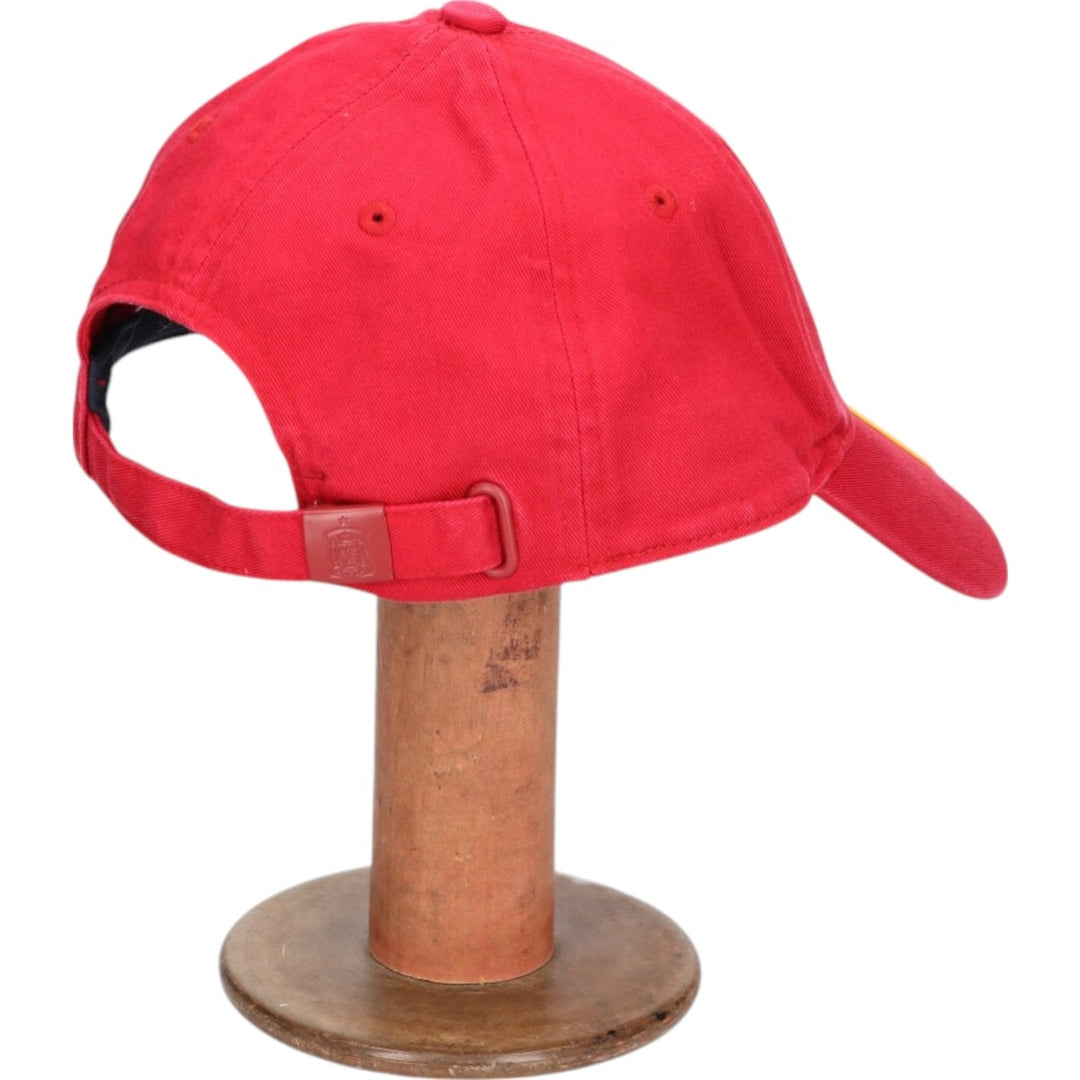 Adidas Spain national baseball cap, one size fits all polyester red type Vintage Second Hand