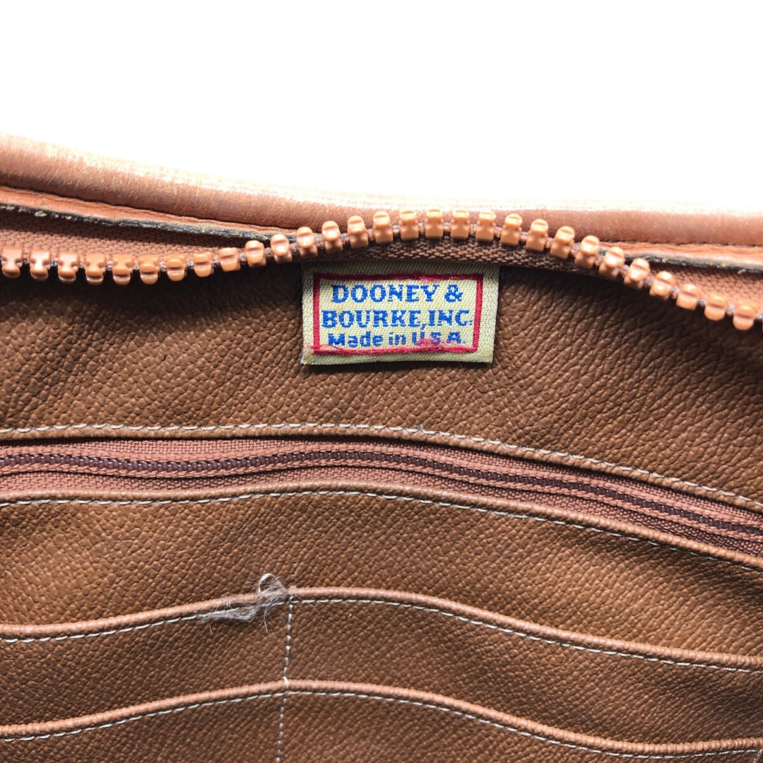 Dooney and Bourke Shoulder Bag Made in USA genuine leather brown type Vintage Second Hand