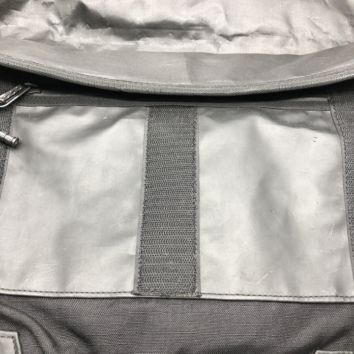 Timbuk2 logo patch messenger bag unclear black type Vintage Second Hand