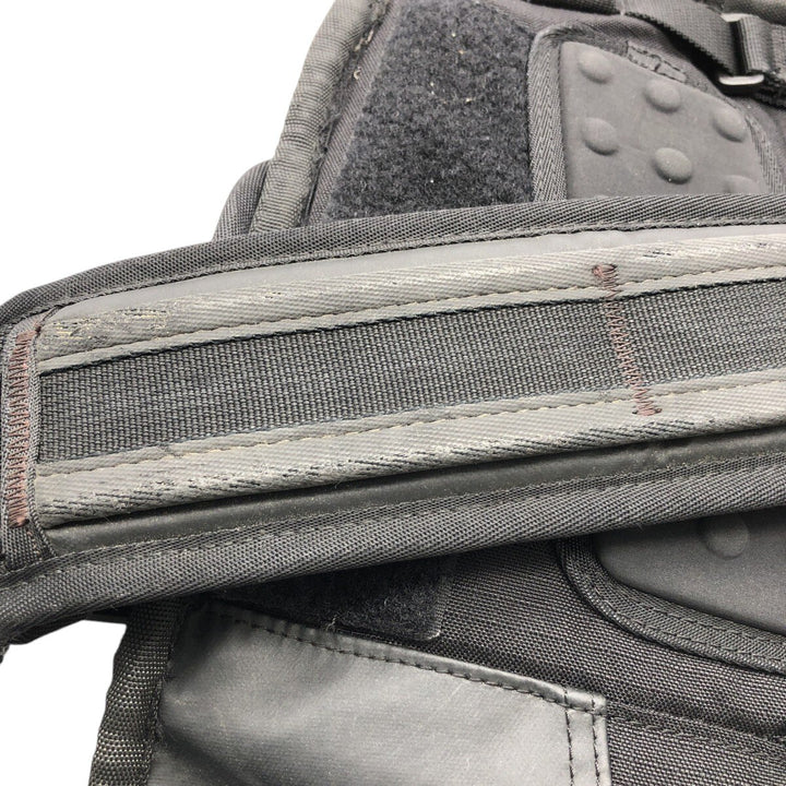 Timbuk2 logo patch messenger bag unclear black type Vintage Second Hand