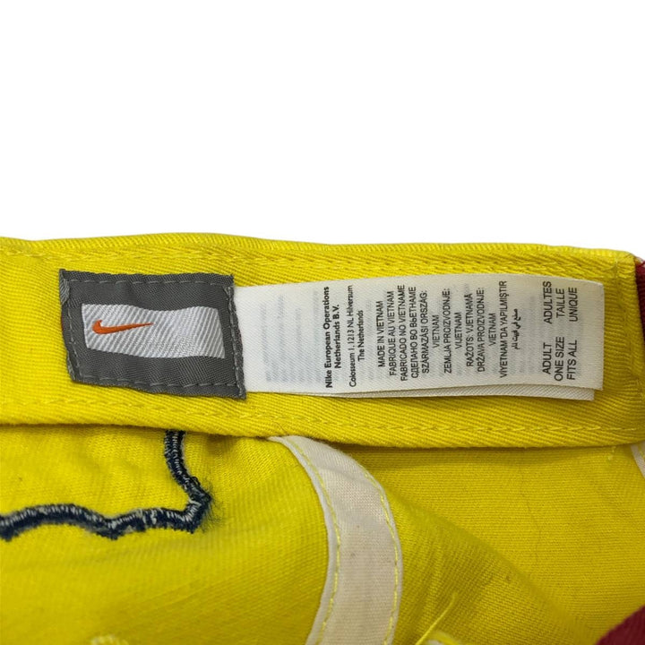 Nike LA LIGA FC BARCELONA baseball cap, one size fits all cotton yellow type Vintage Second Hand