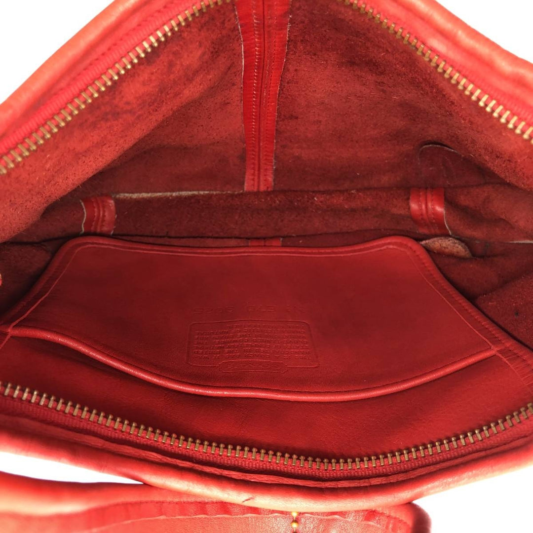 90'S Coach Old Coach Ergo Shoulder Bag, Made in USA, Vintage genuine leather red type Vintage Second Hand