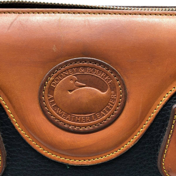 Dooney and Bourke Boston bag made in the USA genuine leather brown type Vintage Second Hand