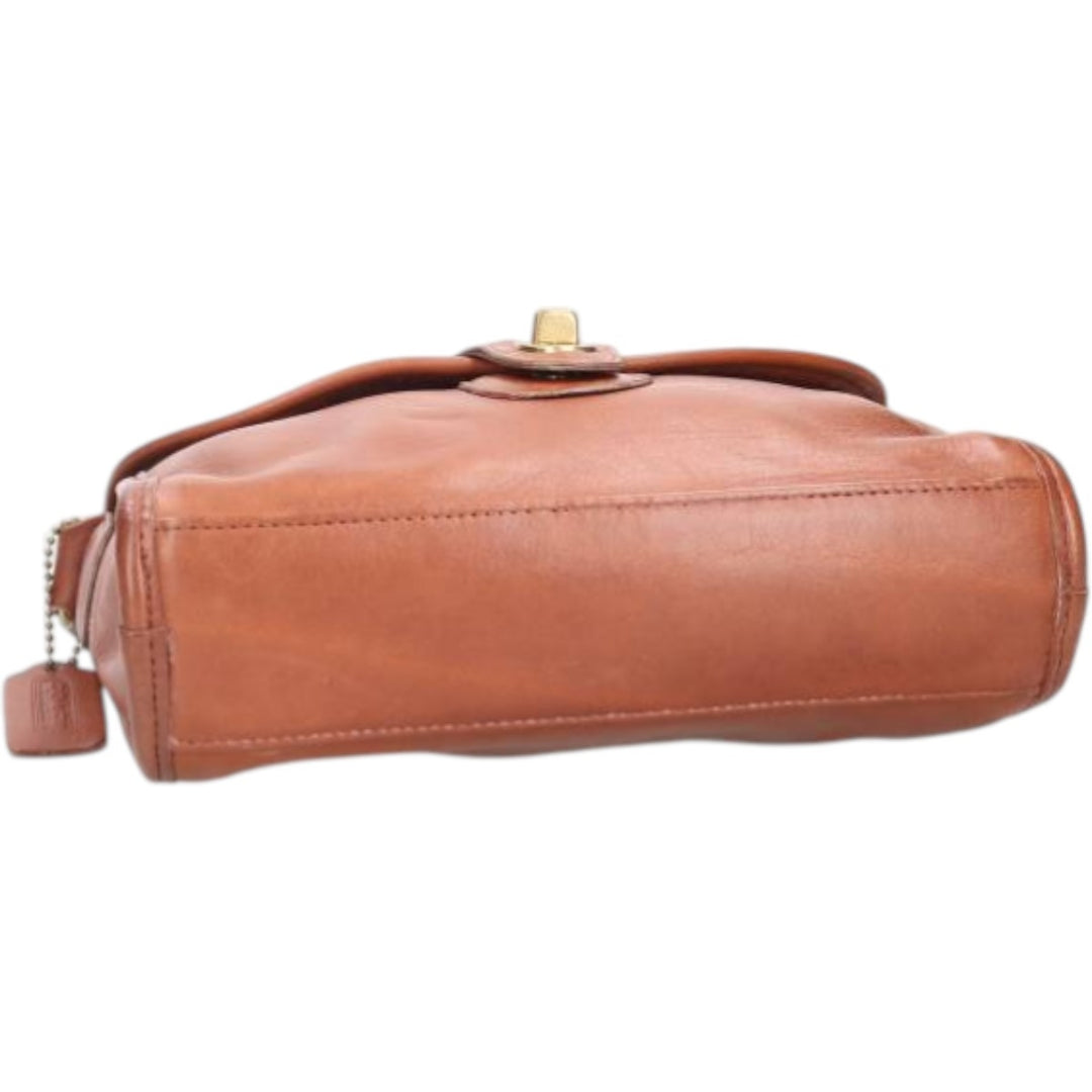 90'S Coach Old Coach Shoulder Bag, Made in USA, Vintage genuine leather brown type Vintage Second Hand