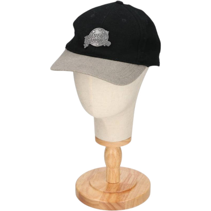 Vintage 90'S Planet Hollywood two-tone metal logo baseball cap, one size fits all. acrylic black type Vintage Second Hand
