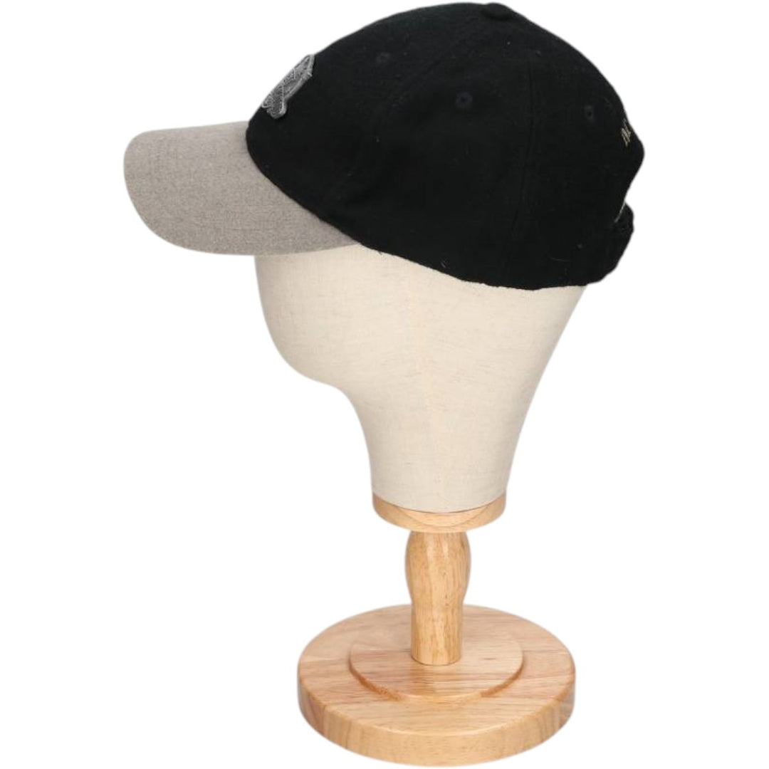 Vintage 90'S Planet Hollywood two-tone metal logo baseball cap, one size fits all. acrylic black type Vintage Second Hand