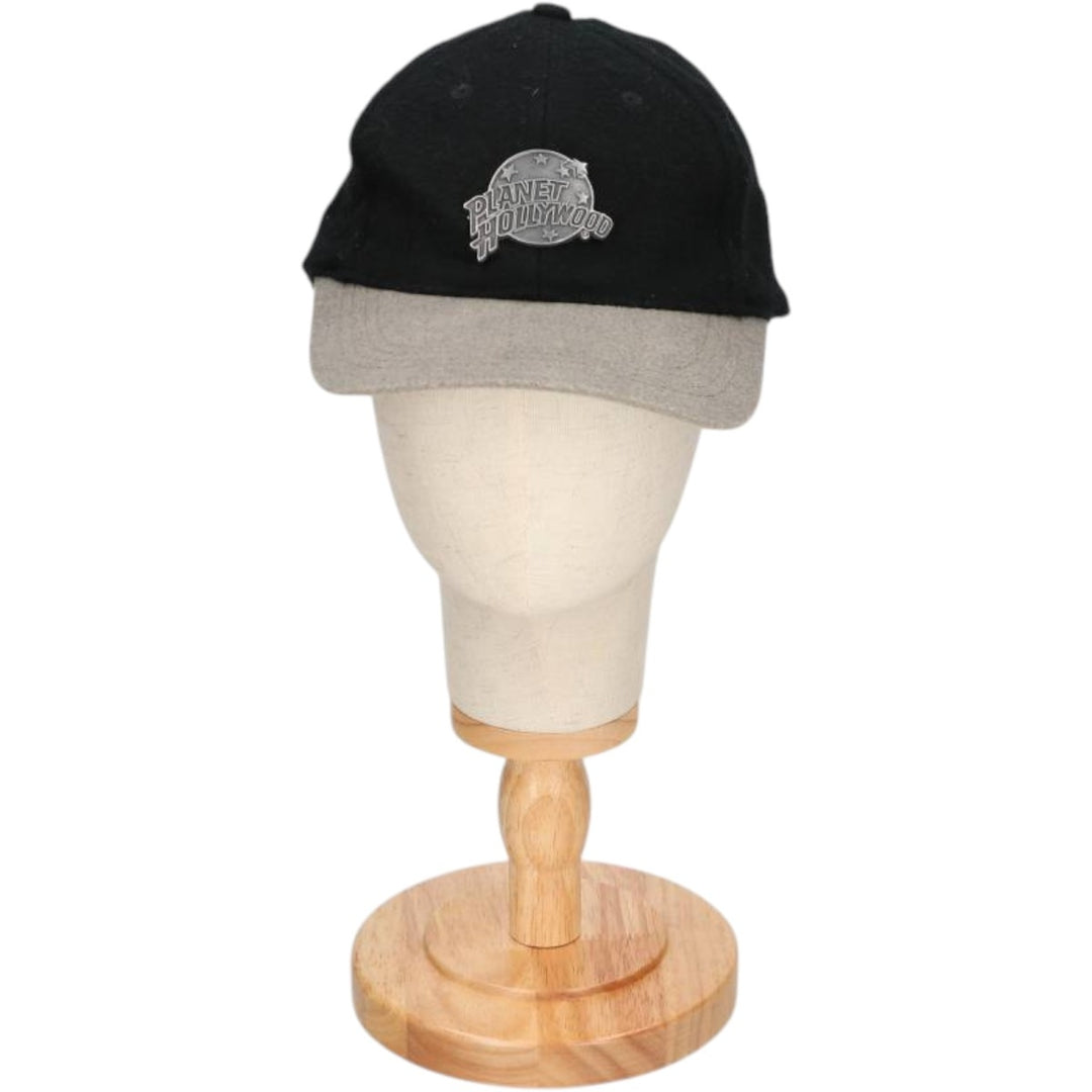 Vintage 90'S Planet Hollywood two-tone metal logo baseball cap, one size fits all. acrylic black type Vintage Second Hand