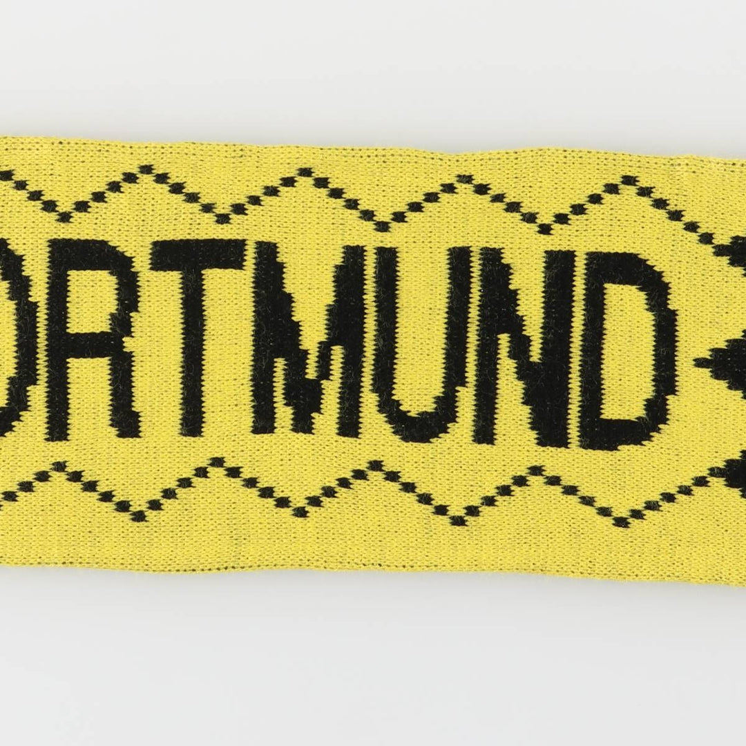 BUNDESLIGA BORUSSIA DORTMUND all-over print soccer scarf, made in the UK acrylic yellow type Vintage Second Hand