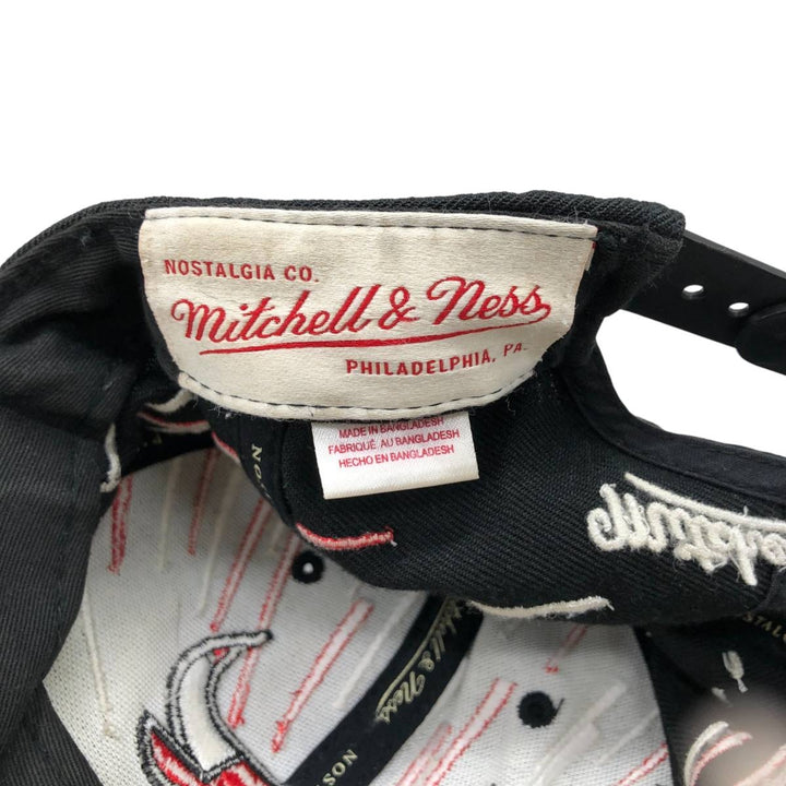 Mitchell & Ness NBA Chicago Bulls 6-Panel Baseball Cap, One Size Fits Most acrylic black type Vintage Second Hand