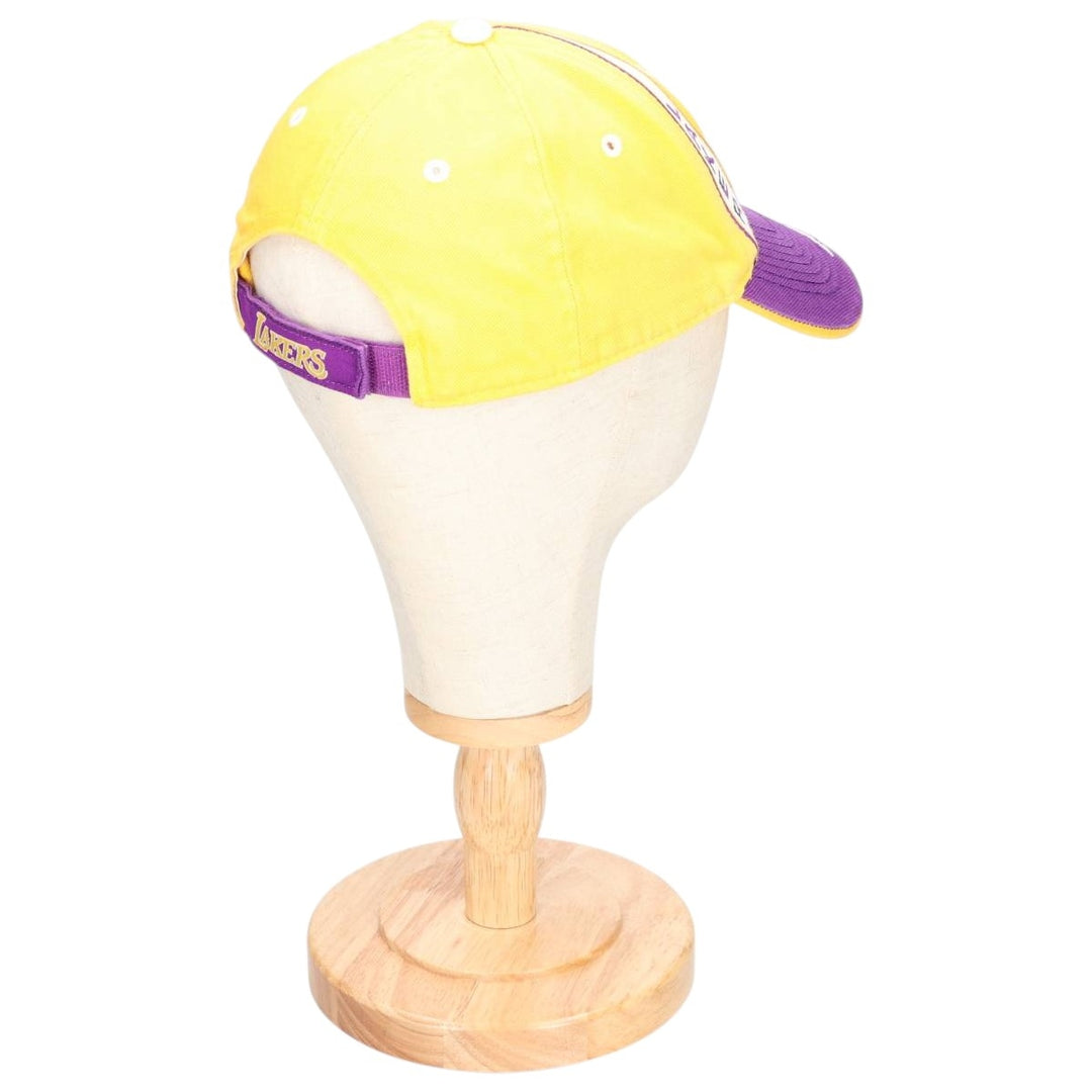 NBA LOS ANGELES LAKERS Two-Tone Baseball Cap, One Size Fits Most cotton yellow type Vintage Second Hand
