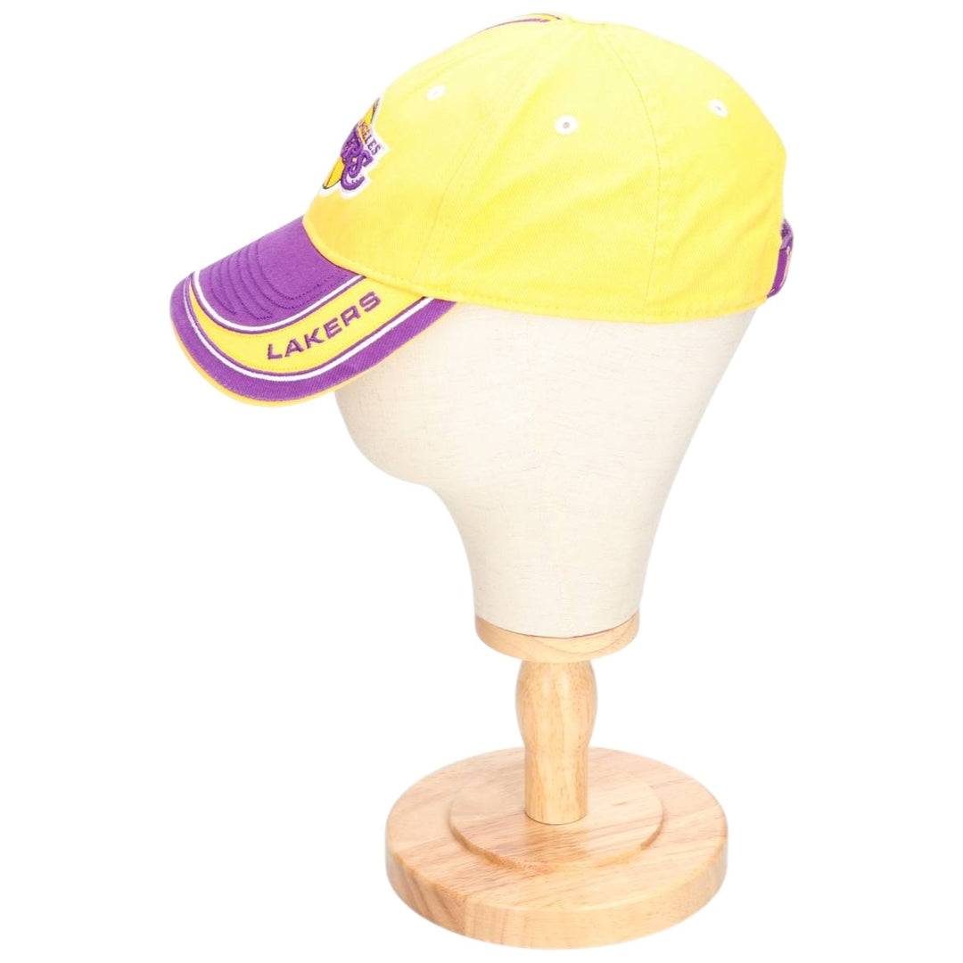 NBA LOS ANGELES LAKERS Two-Tone Baseball Cap, One Size Fits Most cotton yellow type Vintage Second Hand