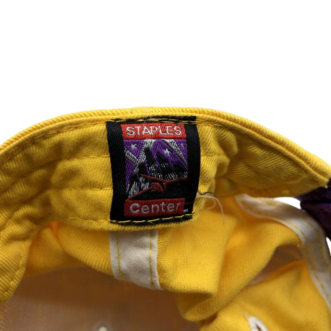 NBA LOS ANGELES LAKERS Two-Tone Baseball Cap, One Size Fits Most cotton yellow type Vintage Second Hand