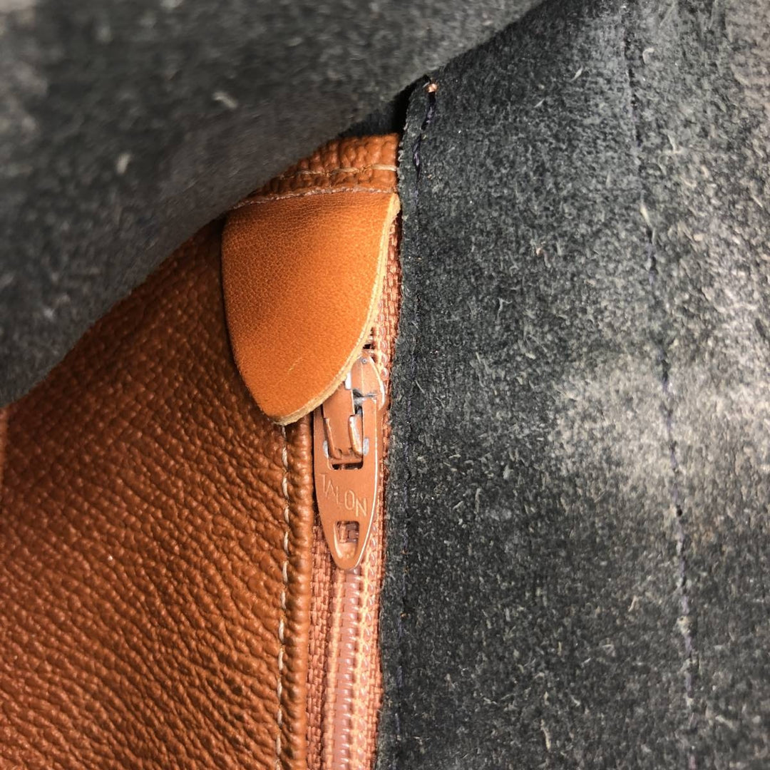 Vintage Dooney & Bourke Shoulder Bag, Made in USA unclear black type Vintage Second Hand