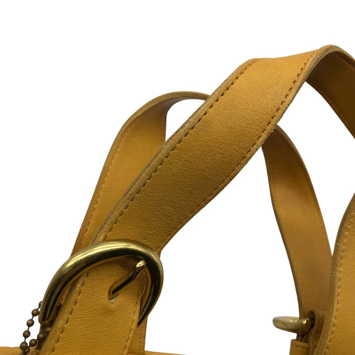 Vintage 1980'S Coach Old Coach handbag, made in the USA. genuine leather yellow type Vintage Second Hand