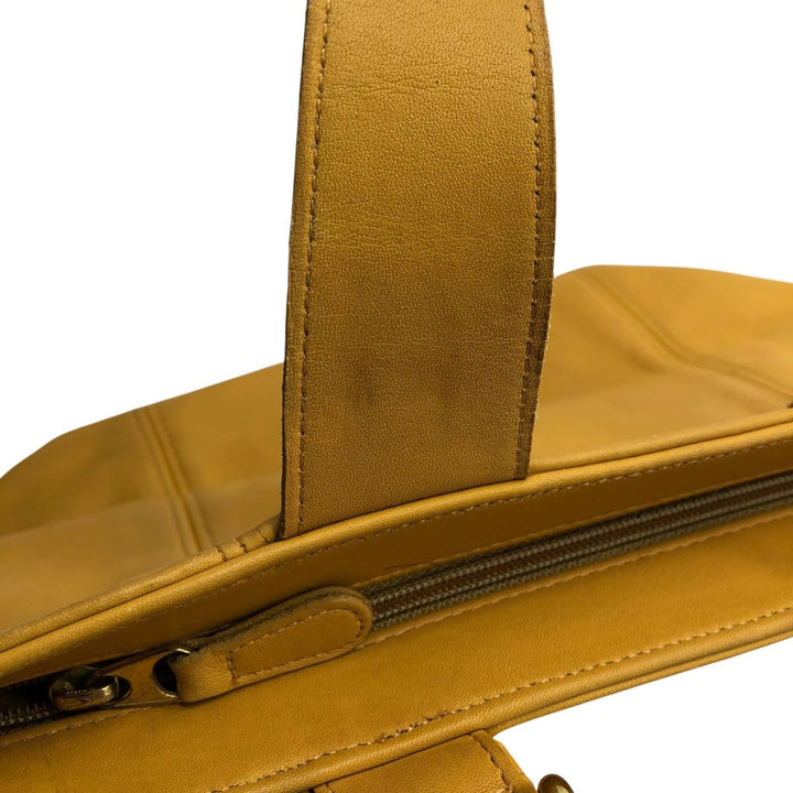 Vintage 1980'S Coach Old Coach handbag, made in the USA. genuine leather yellow type Vintage Second Hand