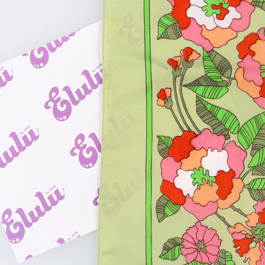 Floral pattern Calfskin polyester green type Vintage Second Hand