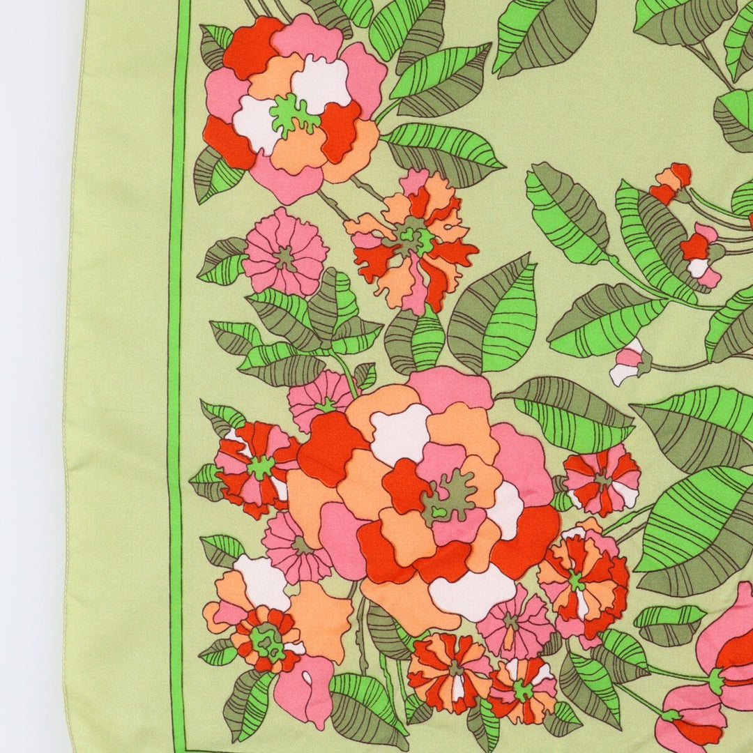 Floral pattern Calfskin polyester green type Vintage Second Hand
