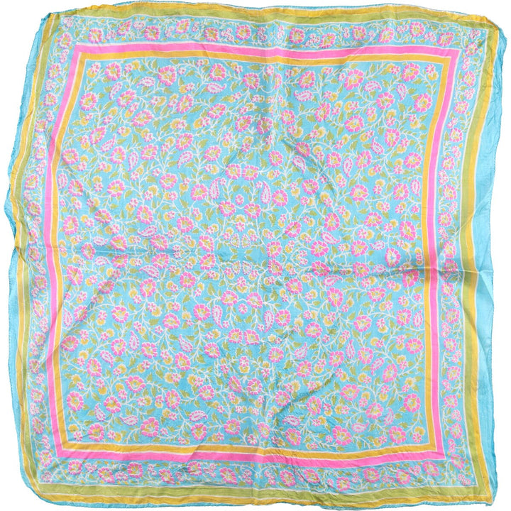 Floral pattern Calfskin silk Blue type light blue Vintage Second Hand