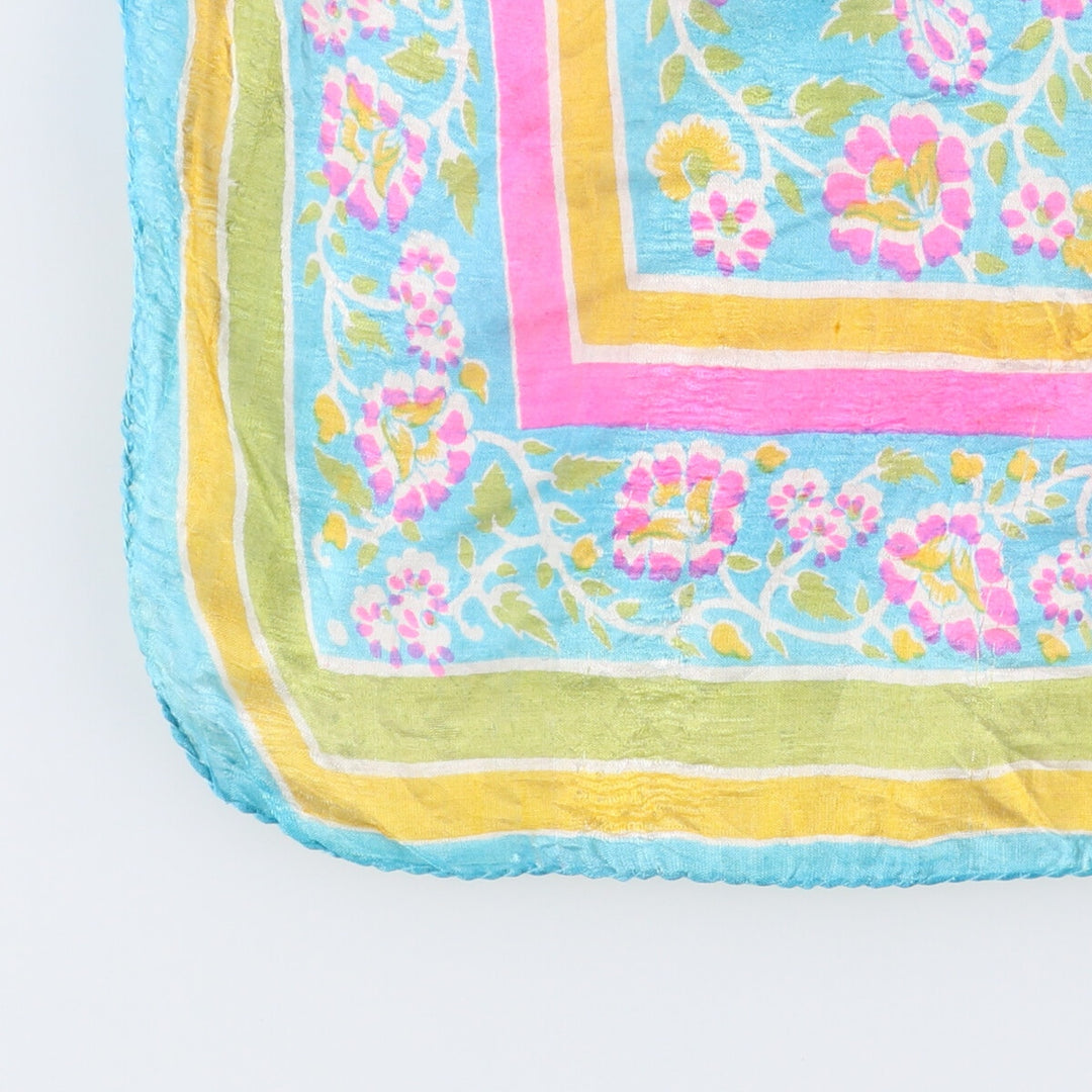 Floral pattern Calfskin silk Blue type light blue Vintage Second Hand