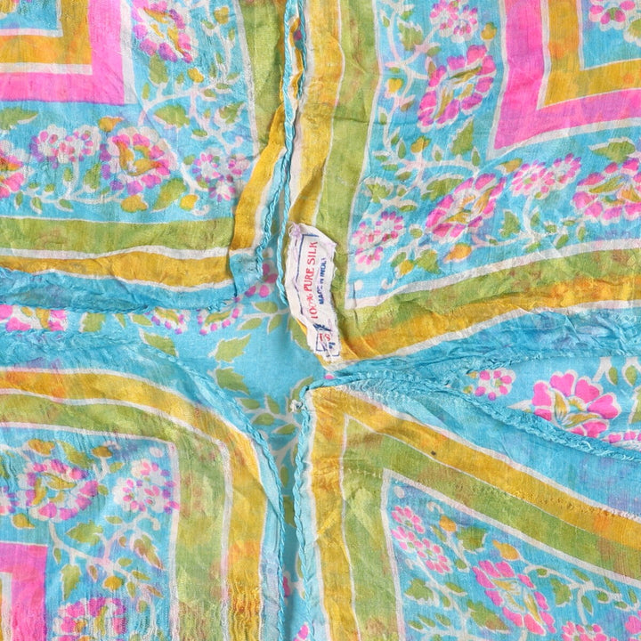 Floral pattern Calfskin silk Blue type light blue Vintage Second Hand