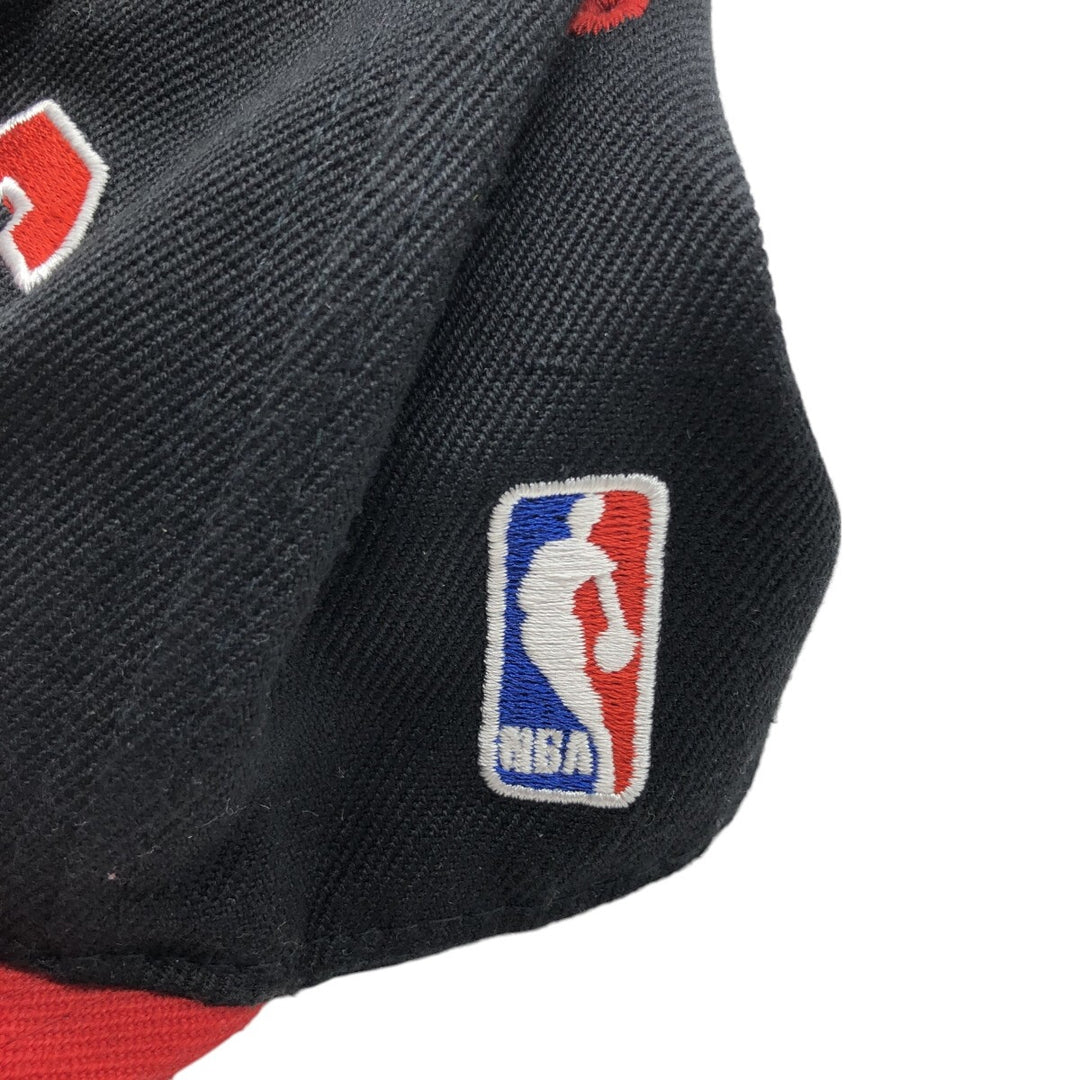 New Era NBA Chicago Bulls Two-tone Baseball Cap Free Size wool black type Vintage Second Hand