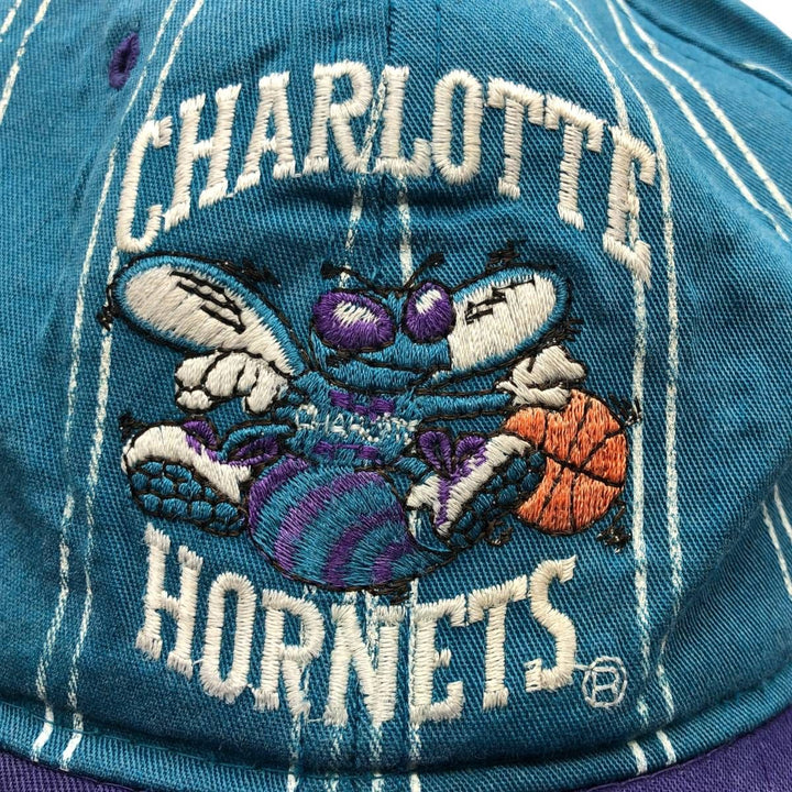 90'S Starter Stripe Pattern NBA Charlotte Hornets Two-Tone Baseball Cap, One Size Fits All cotton purple type Vintage Second Hand
