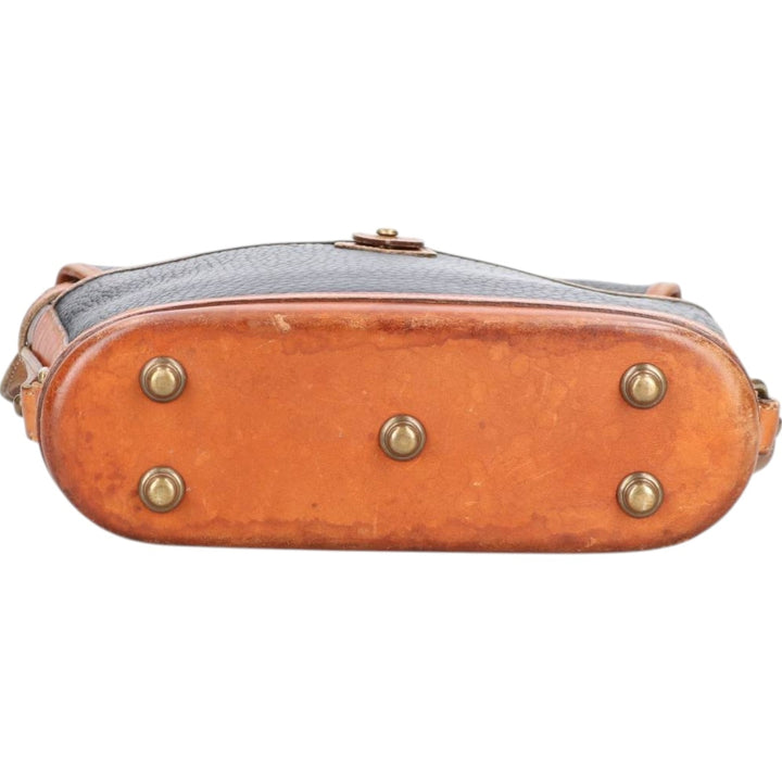 Vintage Dooney and Bourke Shoulder Bag, Made in USA genuine leather black type Vintage Second Hand