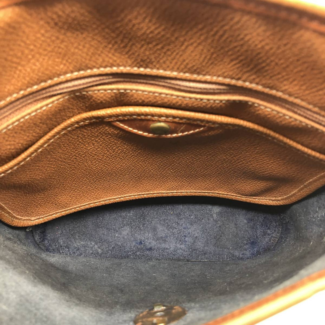 Vintage Dooney and Bourke Shoulder Bag, Made in USA genuine leather black type Vintage Second Hand