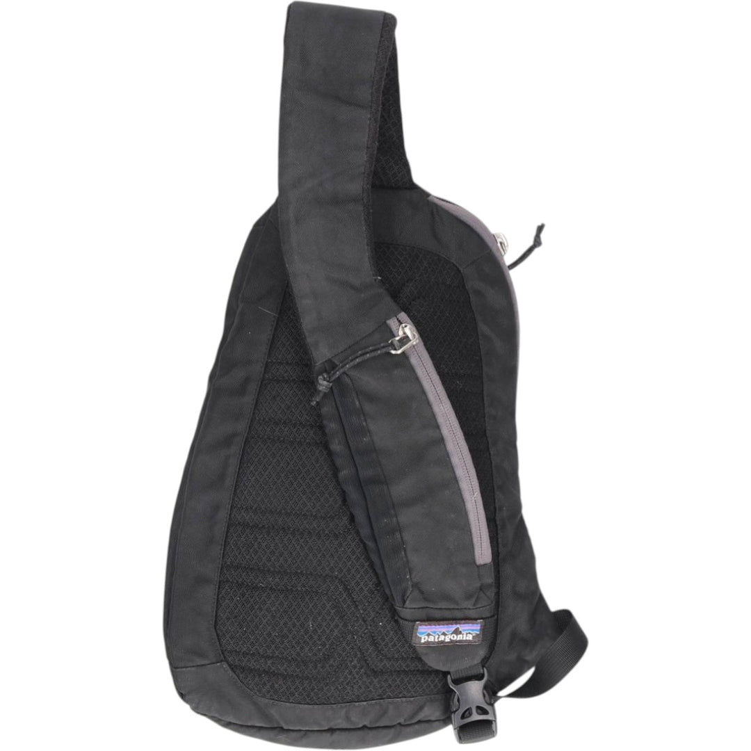 Patagonia 48261FA19 ATOM SLING Shoulder Bag Nylon black type Vintage Second Hand